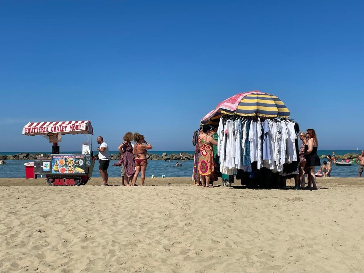 פסקרה Le Ortensie In Centro E Vicino Al Mare מראה חיצוני תמונה